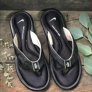 Nike flipflops